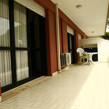 Residence La Meridiana Lignano Sabbiadoro Buitenkant foto