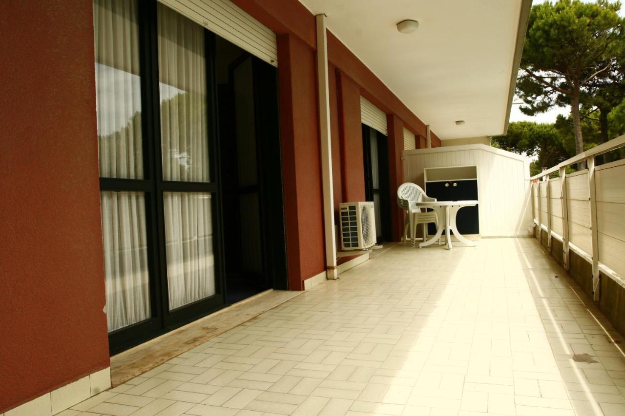 Residence La Meridiana Lignano Sabbiadoro Buitenkant foto