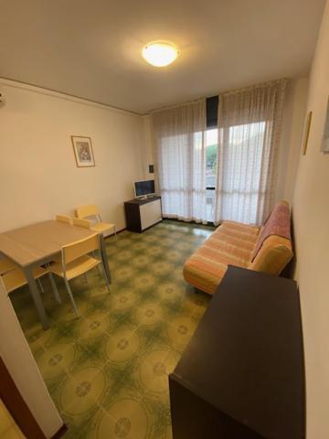 Residence La Meridiana Lignano Sabbiadoro Buitenkant foto