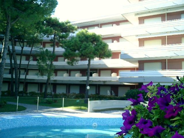 Residence La Meridiana Lignano Sabbiadoro Buitenkant foto