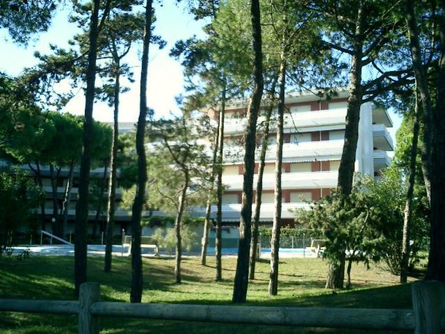 Residence La Meridiana Lignano Sabbiadoro Buitenkant foto